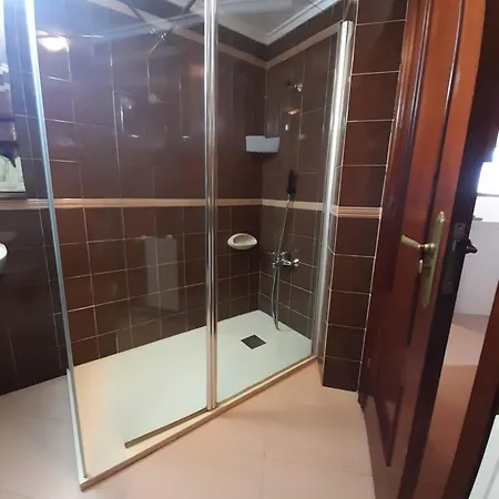 Piso Grande En Con Garaje דירה *