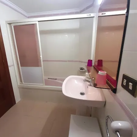 Piso Grande En Con Garaje 라네스